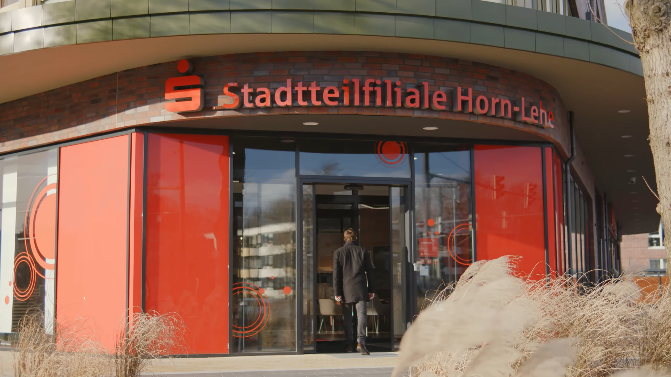 Moin Eigenheim - Folge 1_ Soll ich mir ein Haus kaufen_ Fabian fragt n